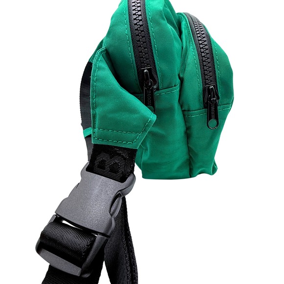 Baggu Peanuts Fanny Pack Cypress Green Snoopy Charlie Brown Belt Bag Nylon - Picture 6 of 11